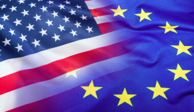 Bandiera USA e UE sovrapposte